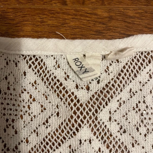 Roxy Top - Picture 2 of 5